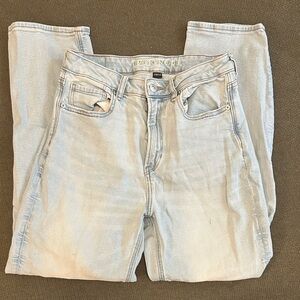 American Eagle Mom Straight Jean